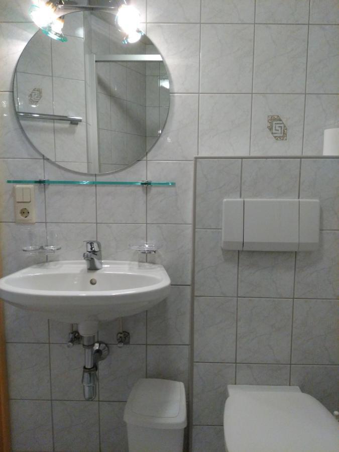 לינה וארוחת בוקר יארצנס Haus Edelweiss מראה חיצוני תמונה
